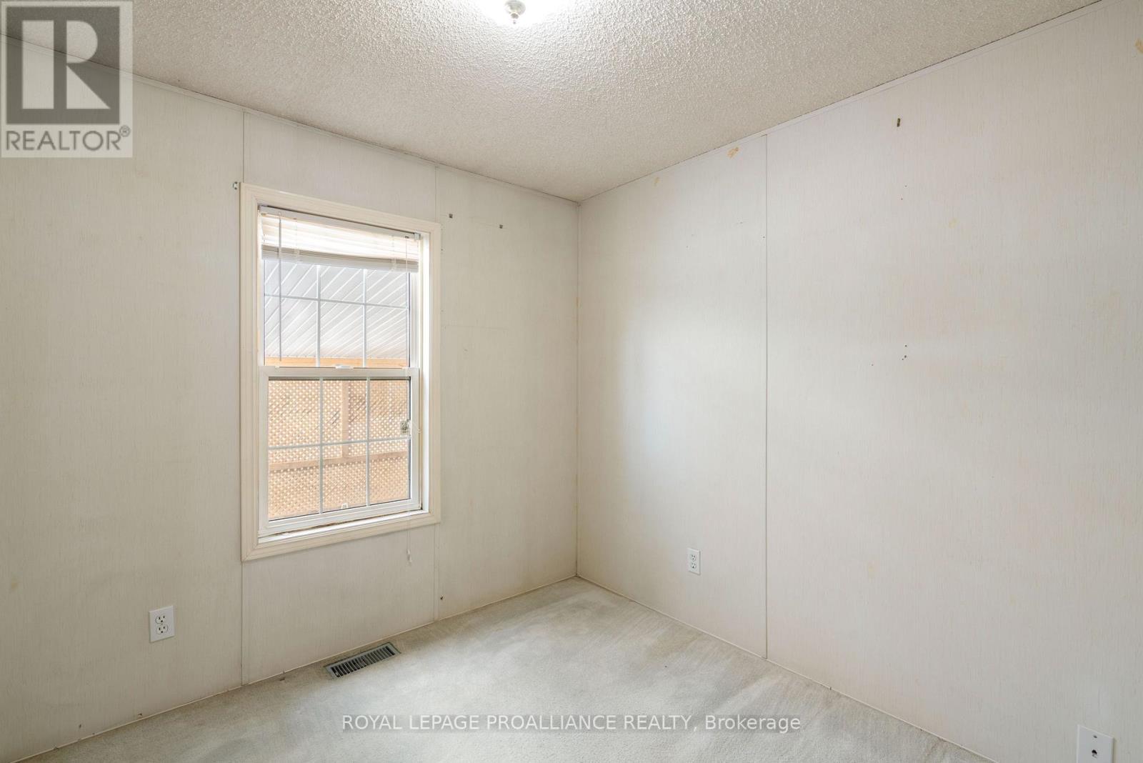












13 ZERAN STREET

,
Augusta,




Ontario
K6V5T2

