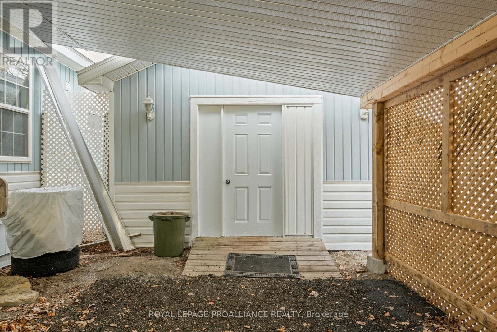 












13 ZERAN STREET

,
Augusta,




Ontario
K6V5T2


