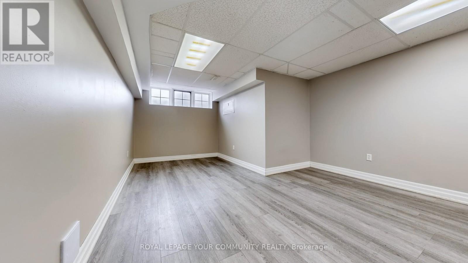 












148 RORY ROAD

,
Toronto,




Ontario
M6L3G4

