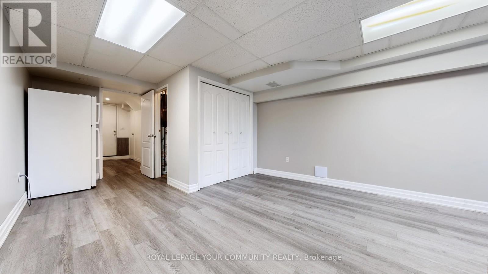 












148 RORY ROAD

,
Toronto,




Ontario
M6L3G4

