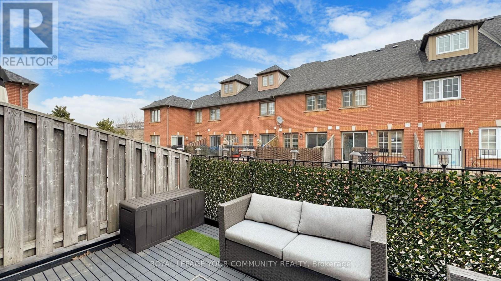 












148 RORY ROAD

,
Toronto,




Ontario
M6L3G4

