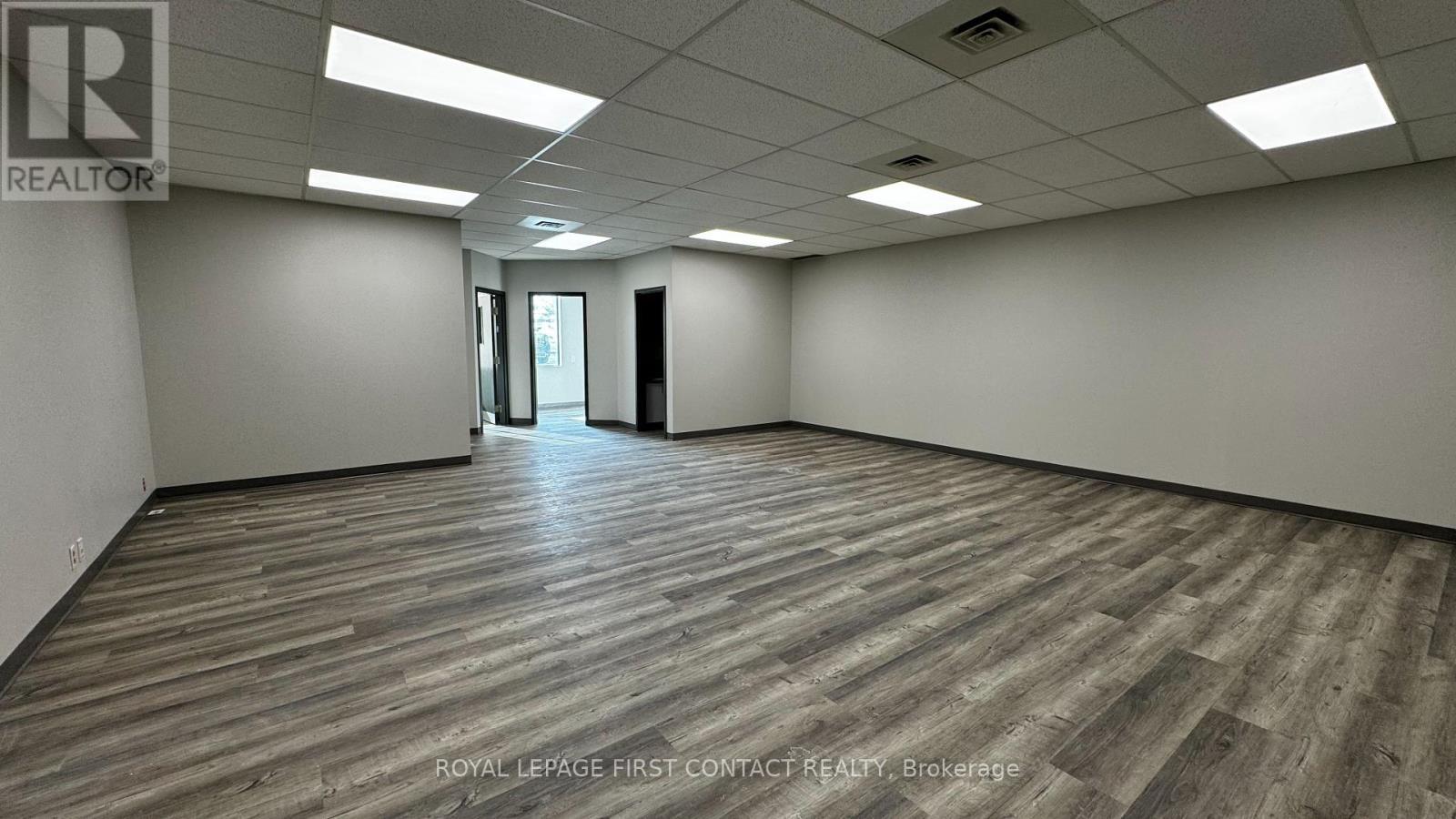 












104 - 190 CUNDLES ROAD E

,
Barrie,




Ontario
L4M4S5

