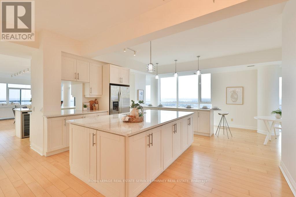 












2201 - 1 HURONTARIO STREET

,
Mississauga,




Ontario
L6G0A3

