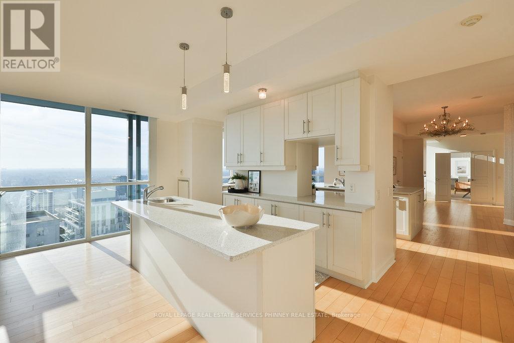 












2201 - 1 HURONTARIO STREET

,
Mississauga,




Ontario
L6G0A3

