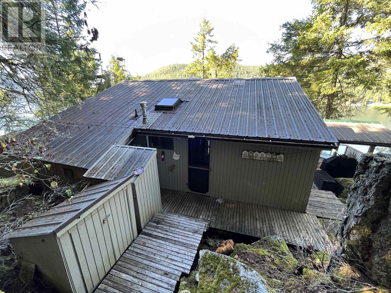 












Lot 2 SAKINAW LAKE

,
Pender Harbour,




British Columbia
V0N2H0

