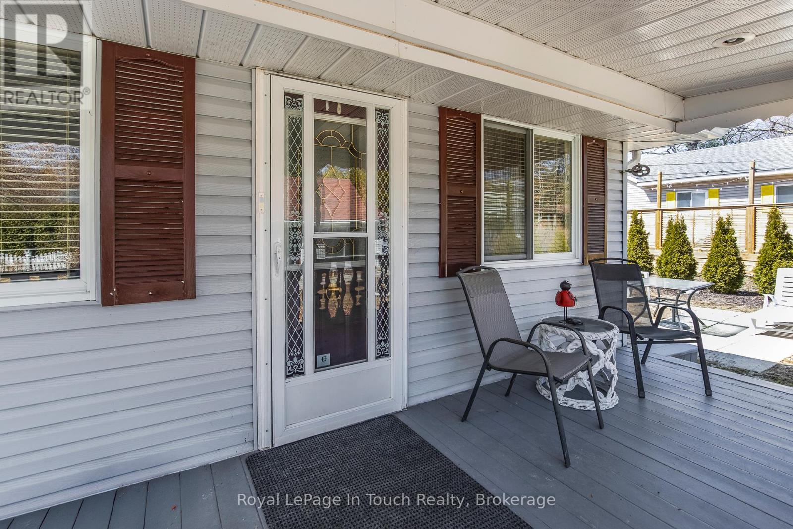 












25 YARWOOD ROAD

,
Tiny,




Ontario
L0L2J0

