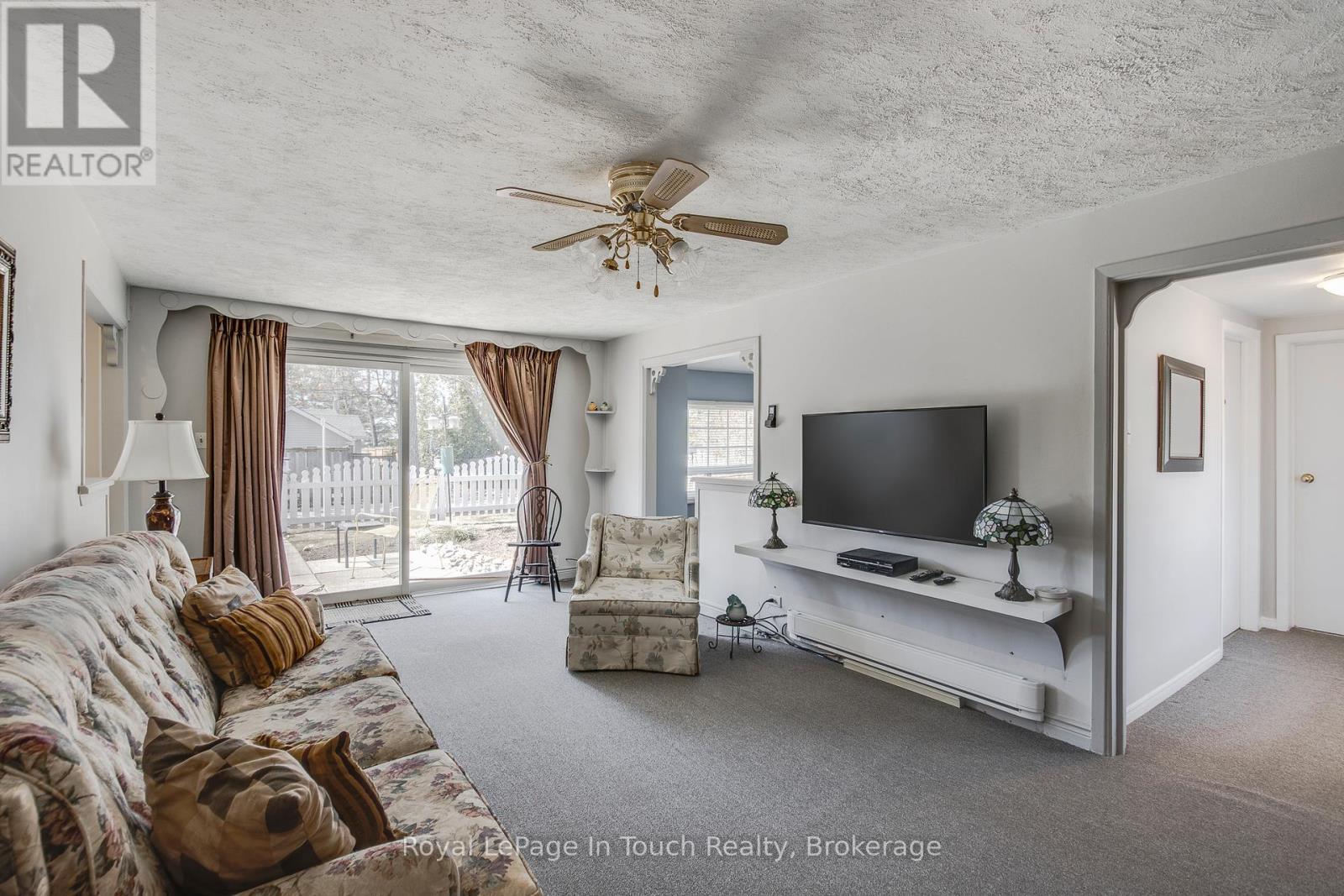 












25 YARWOOD ROAD

,
Tiny,




Ontario
L0L2J0

