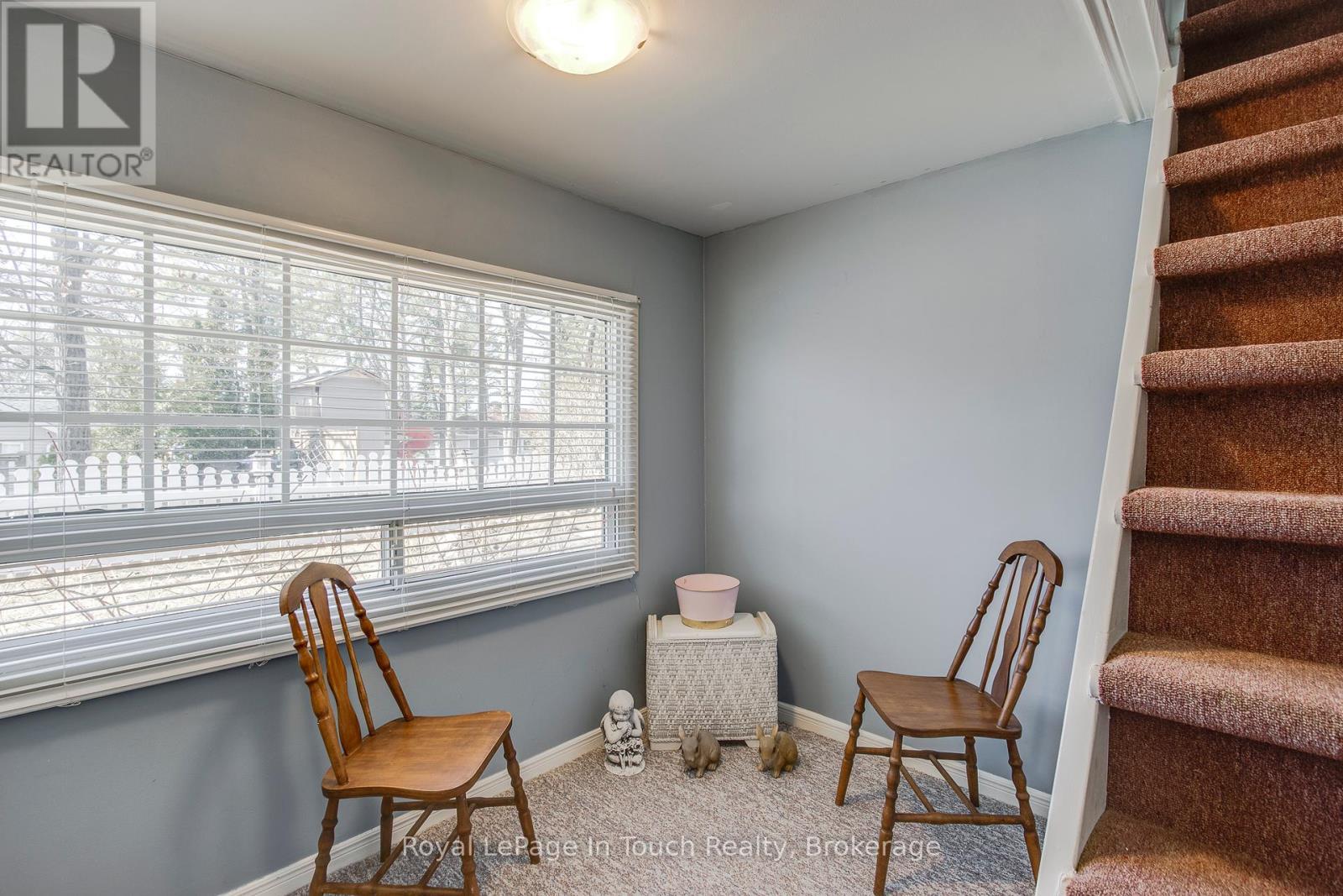 












25 YARWOOD ROAD

,
Tiny,




Ontario
L0L2J0


