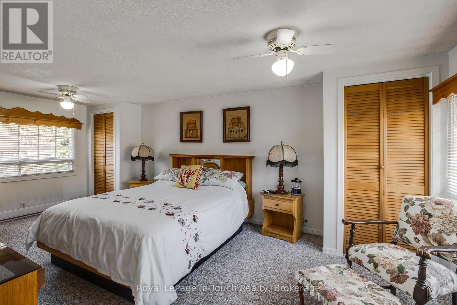 












25 YARWOOD ROAD

,
Tiny,




Ontario
L0L2J0

