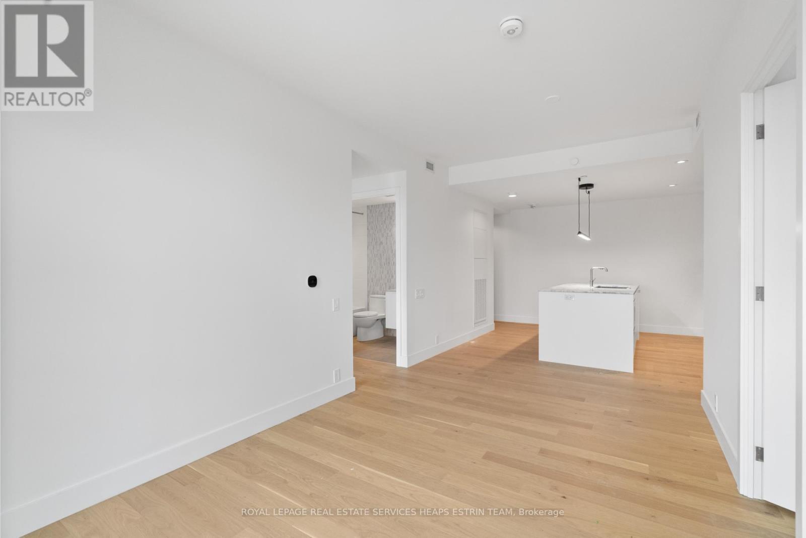 












409 - 1414 BAYVIEW AVENUE

,
Toronto,




Ontario
M4G3A7

