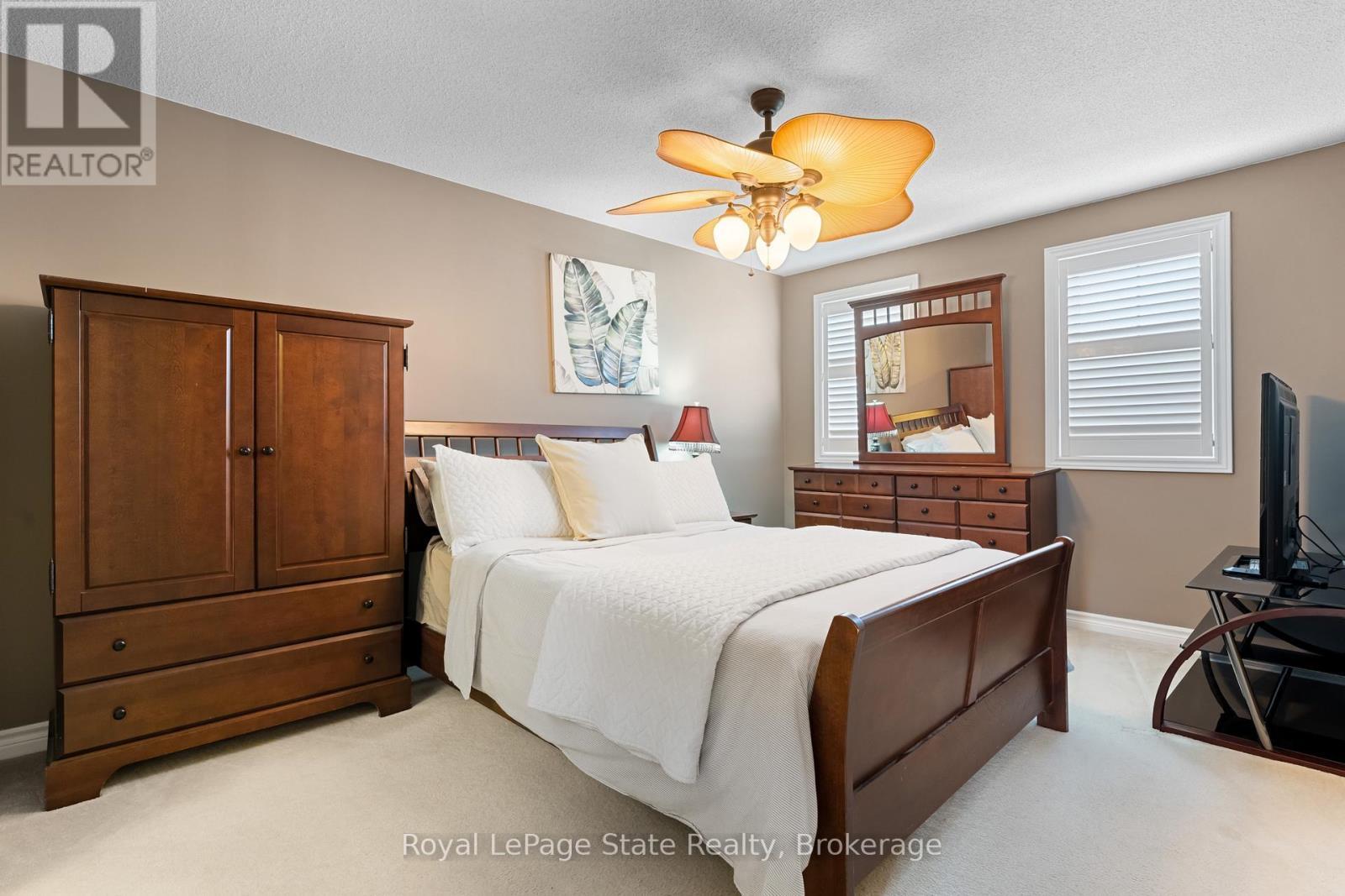 












13 WALKER COURT

,
Grimsby (Grimsby East),




Ontario
L3M5J5

