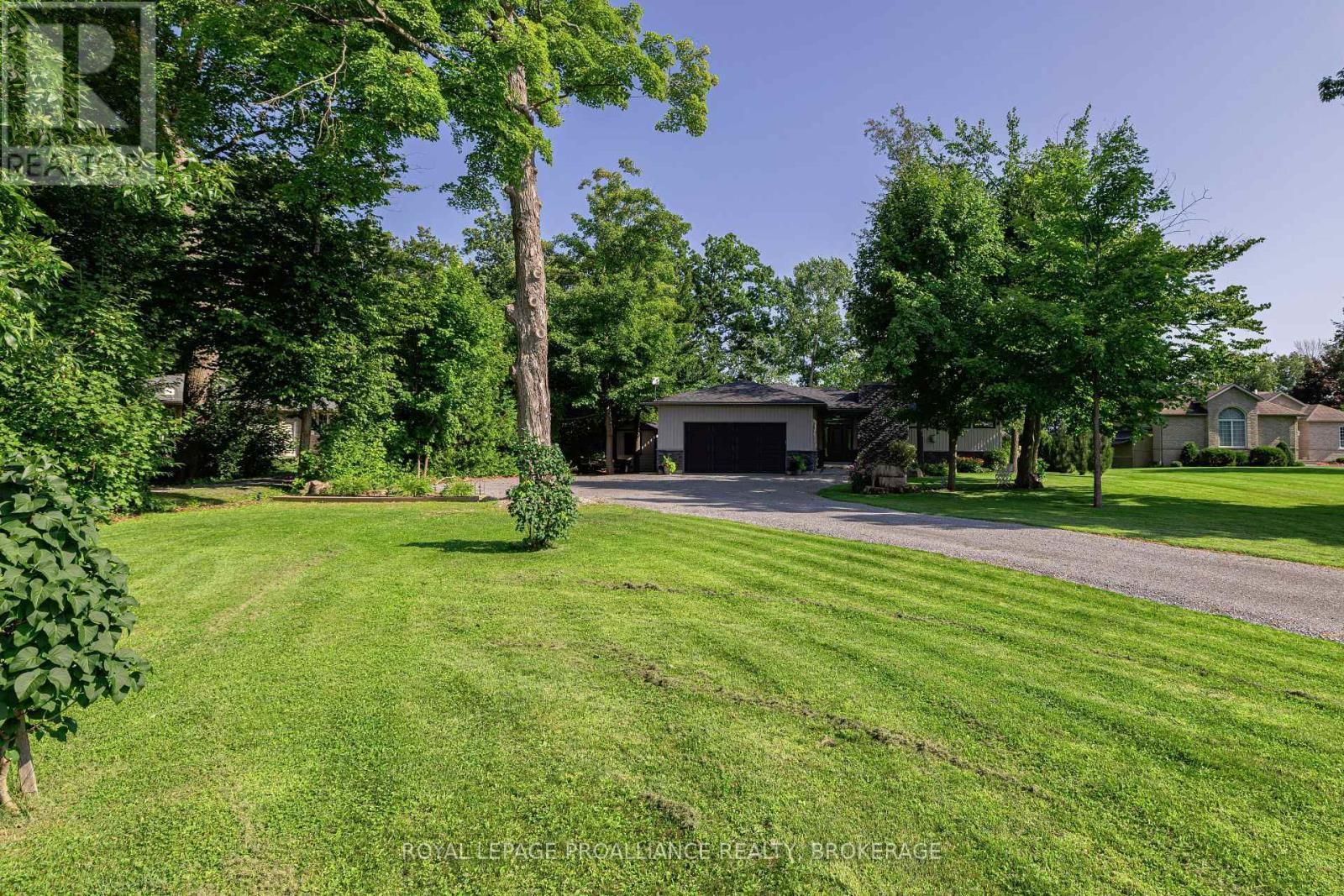 












51 APPLEWOOD COVE DRIVE

,
Greater Napanee (Greater Napanee),




Ontario
K0H1G0

