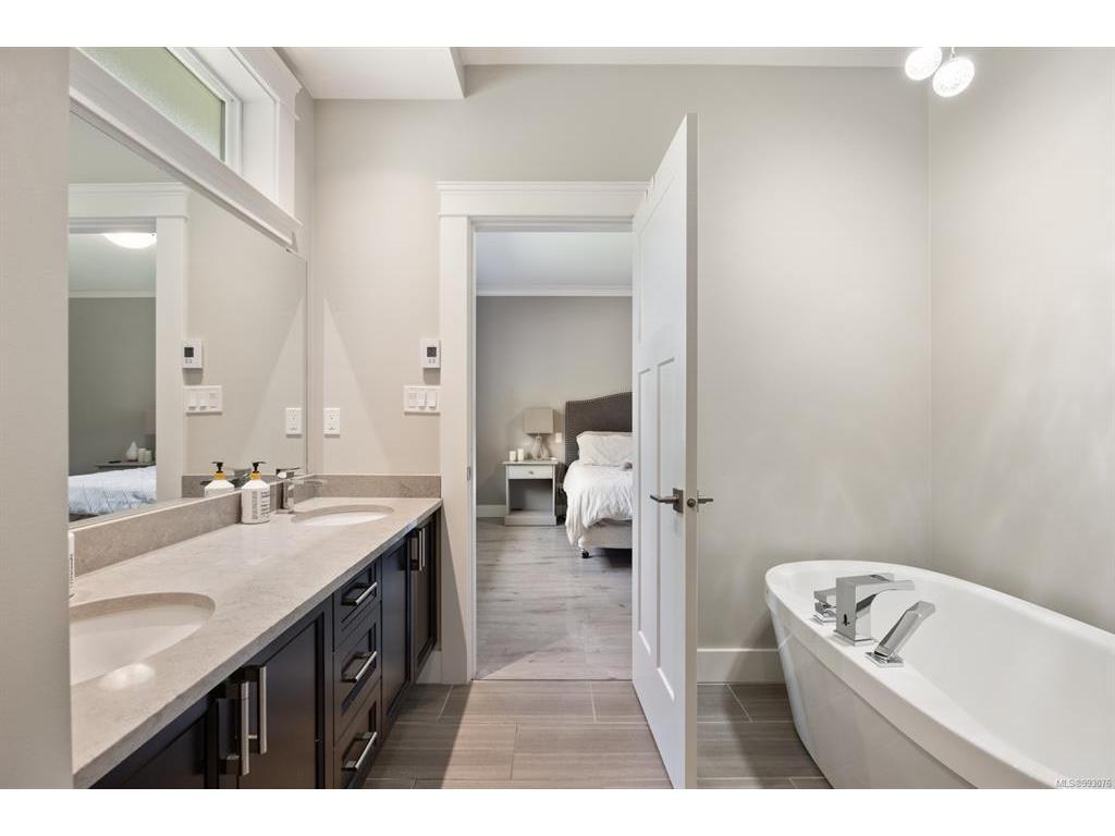 












1146 Crown Isle Boulevard

,
Courtenay,




BC
V9N0E1

