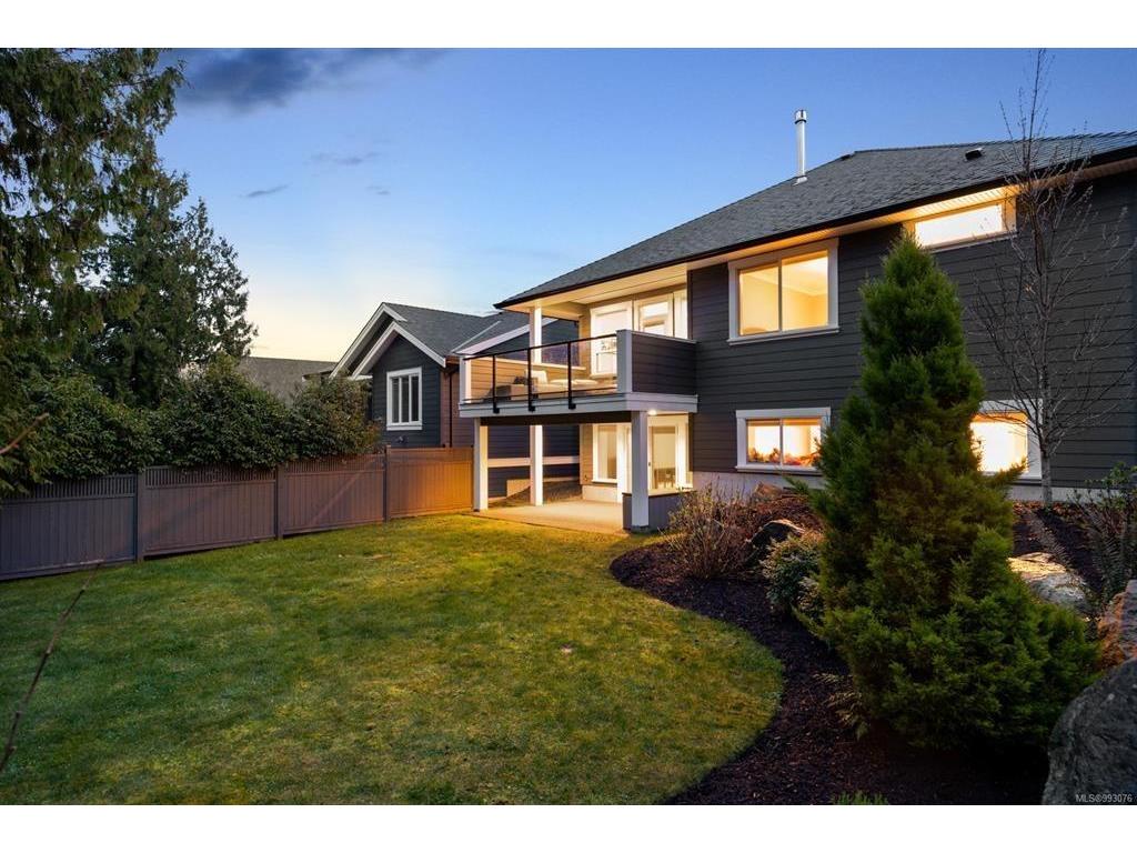 












1146 Crown Isle Boulevard

,
Courtenay,




BC
V9N0E1

