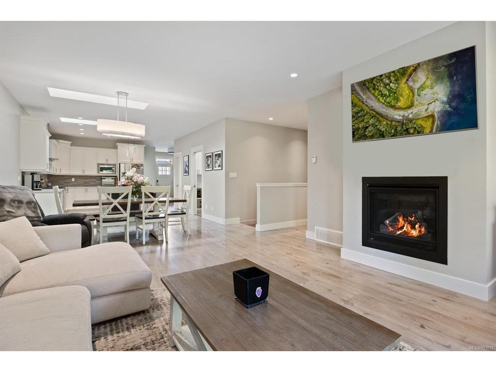 












1146 Crown Isle Boulevard

,
Courtenay,




BC
V9N0E1

