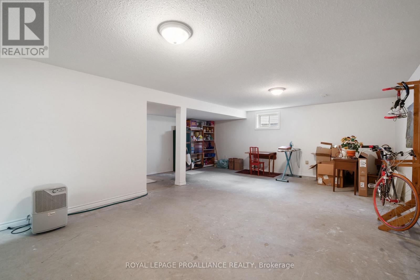 












21 LOYALIST PLACE

,
Brockville,




Ontario
K6V7M5

