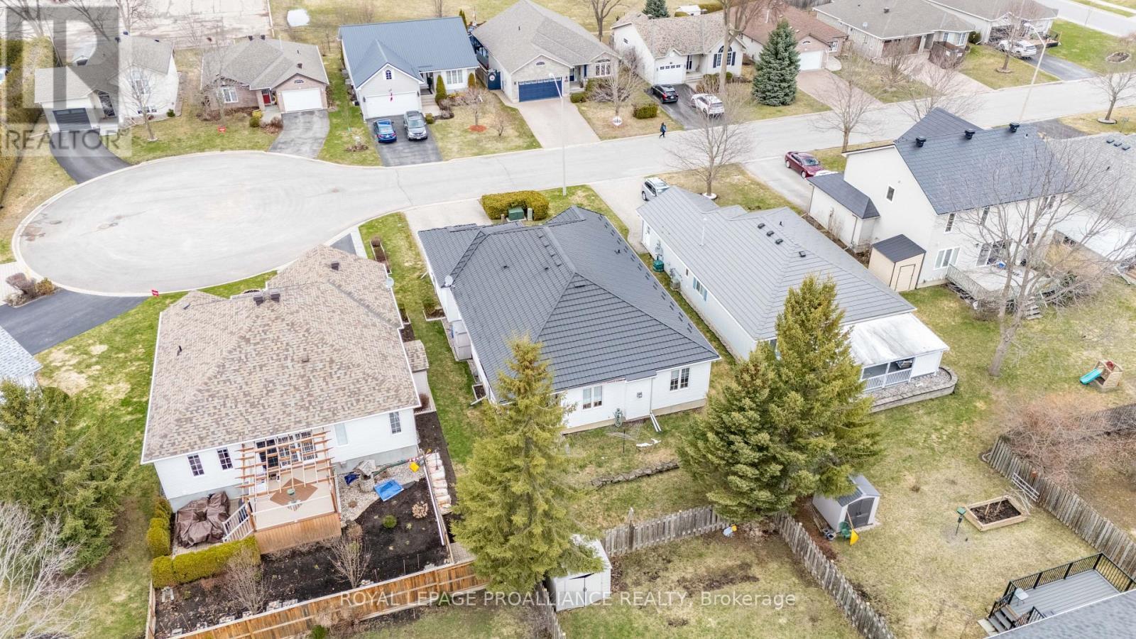 












21 LOYALIST PLACE

,
Brockville,




Ontario
K6V7M5


