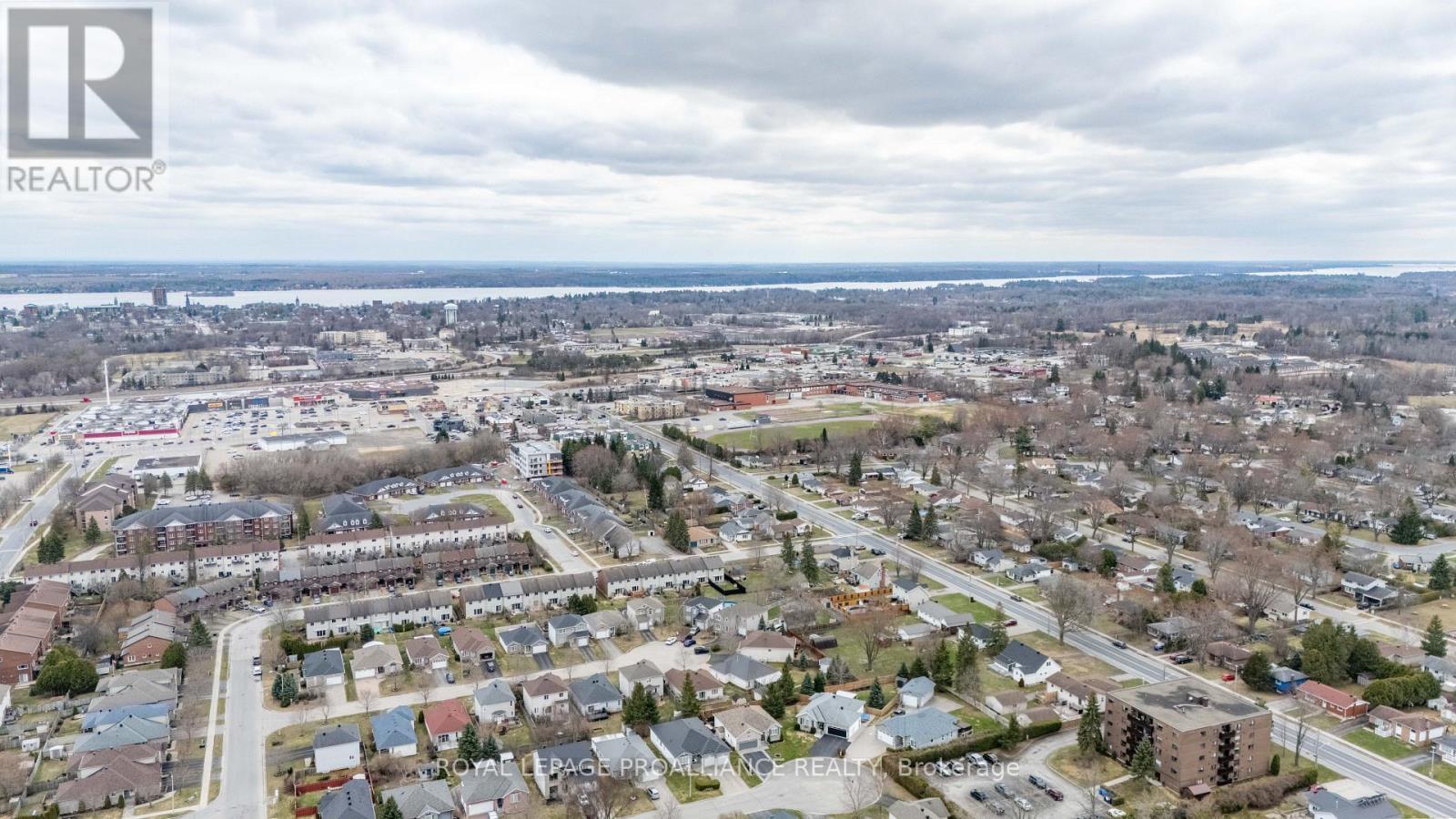 












21 LOYALIST PLACE

,
Brockville,




Ontario
K6V7M5

