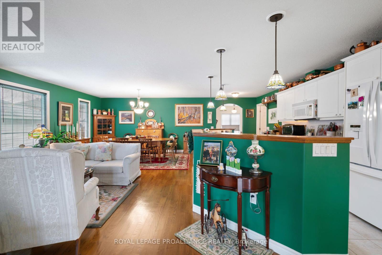 












21 LOYALIST PLACE

,
Brockville,




Ontario
K6V7M5

