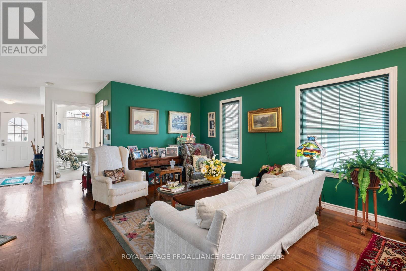 












21 LOYALIST PLACE

,
Brockville,




Ontario
K6V7M5

