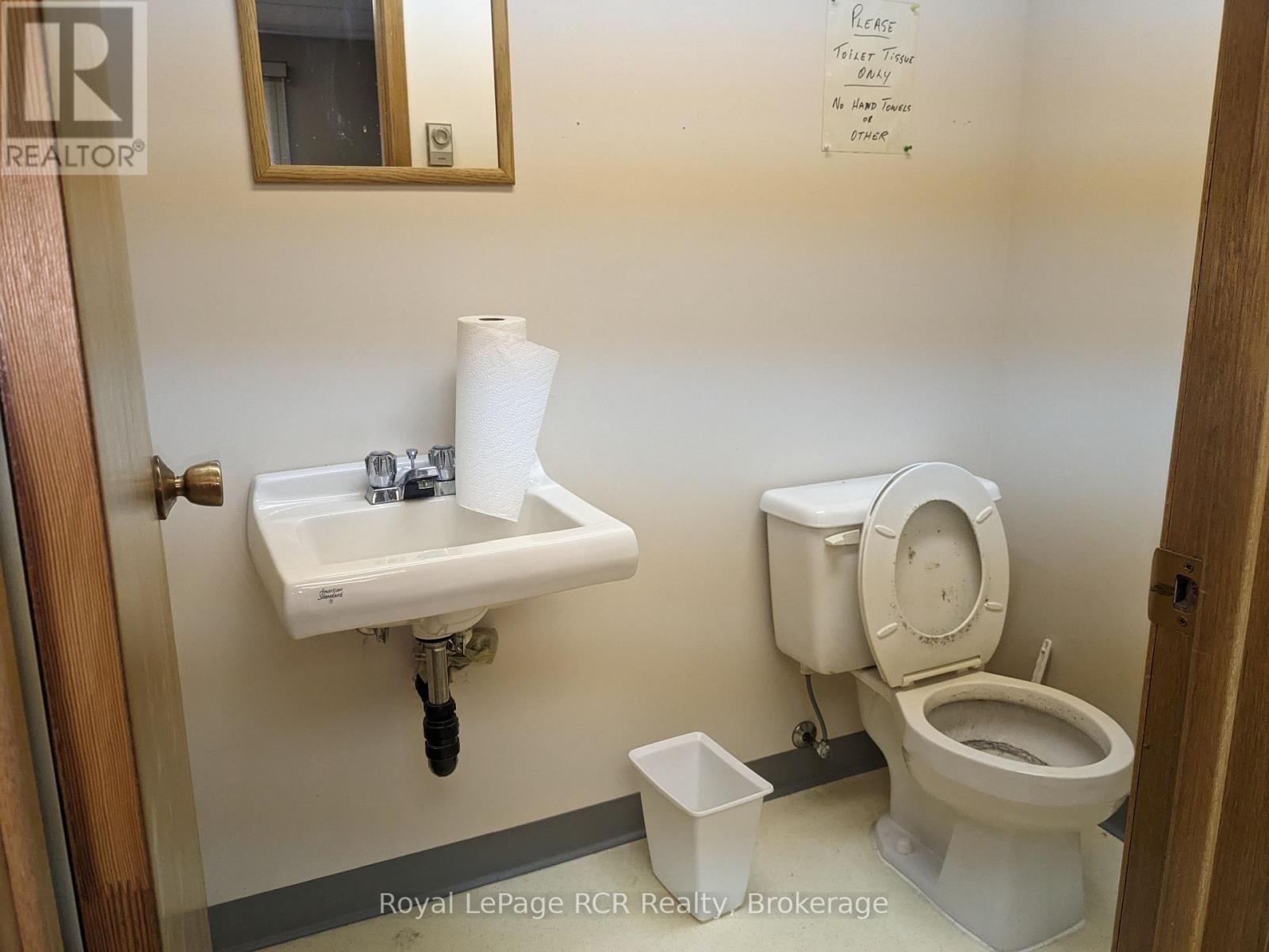 












137 GEORGE STREET W

,
West Grey,




Ontario
N0G1R0

