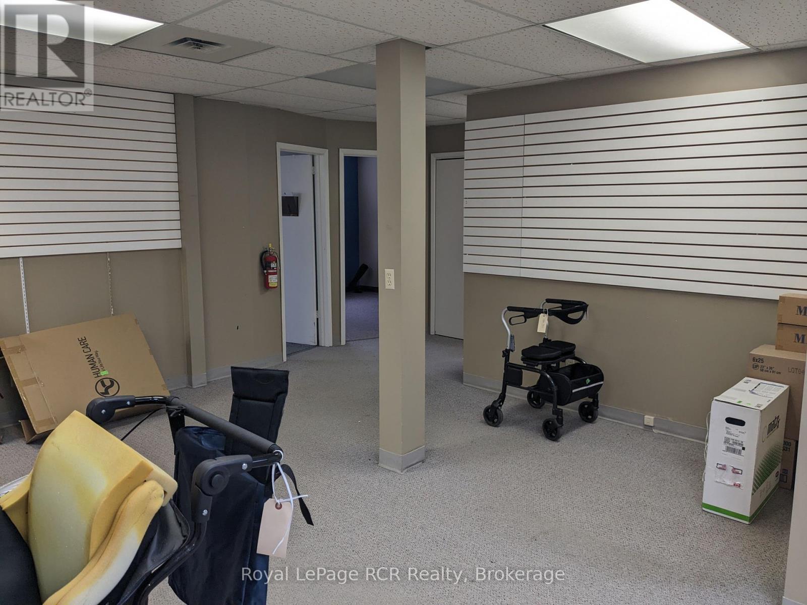












137 GEORGE STREET W

,
West Grey,




Ontario
N0G1R0

