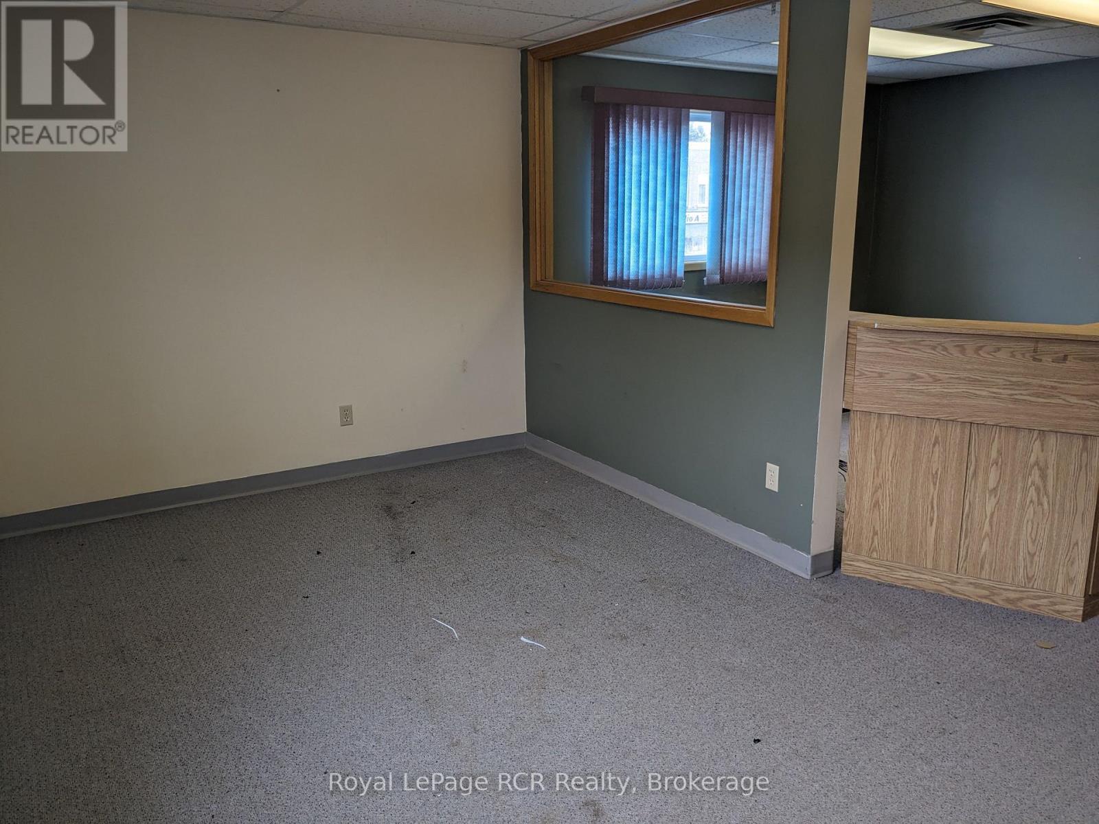 












137 GEORGE STREET W

,
West Grey,




Ontario
N0G1R0

