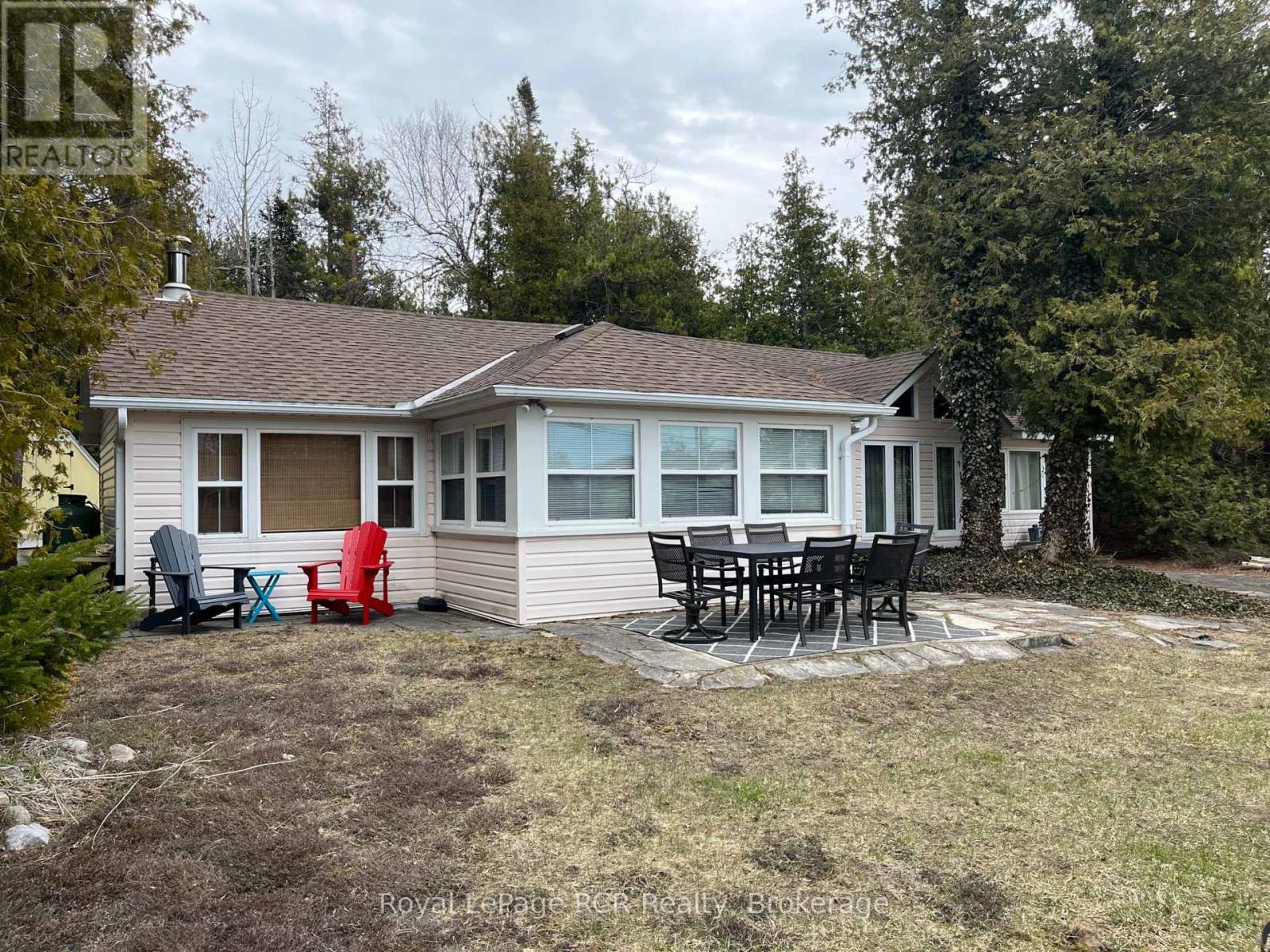 












1371 2ND AVENUE S

,
Native Leased Lands,




Ontario
N0H2L0

