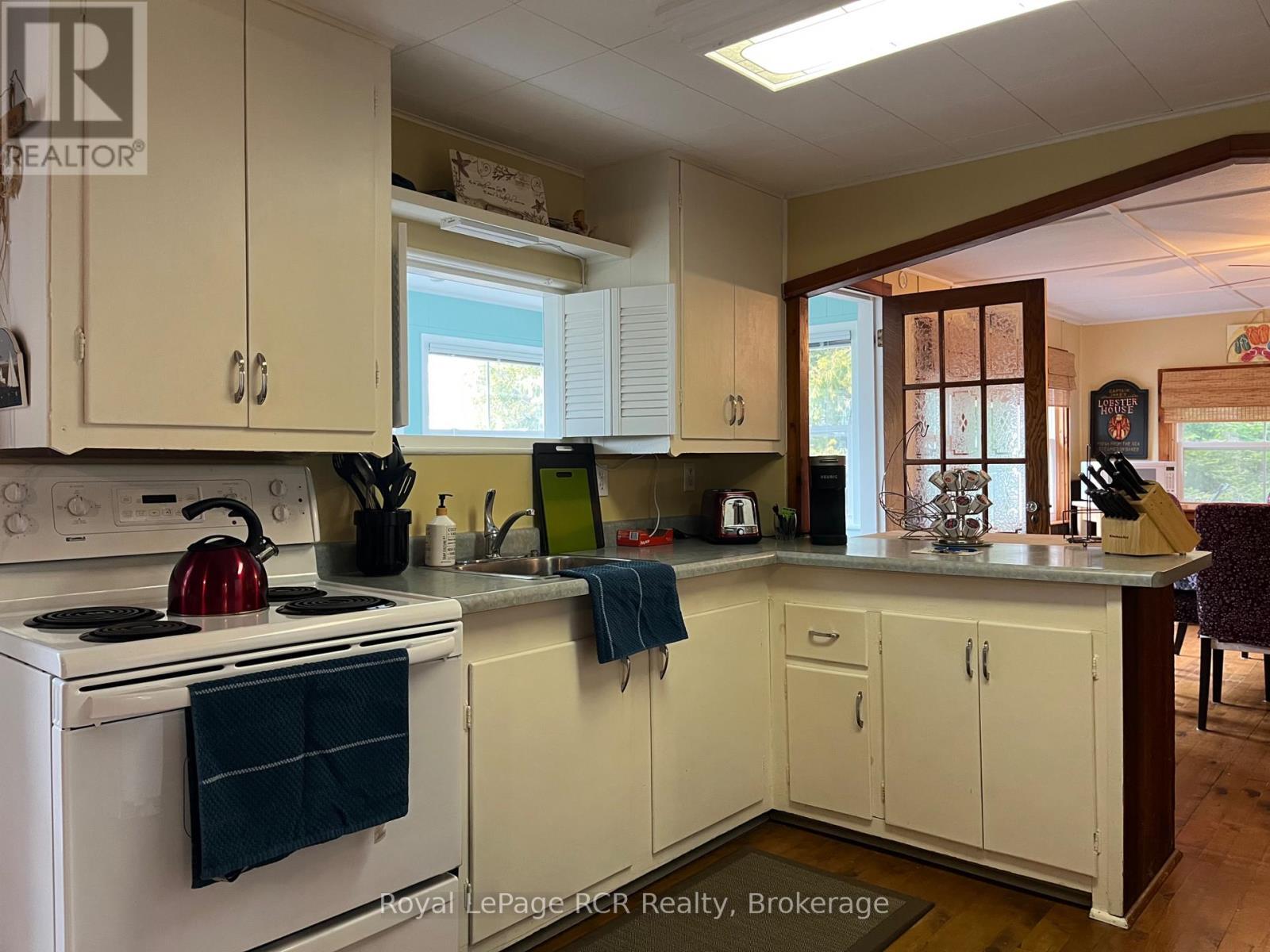 












1371 2ND AVENUE S

,
Native Leased Lands,




Ontario
N0H2L0

