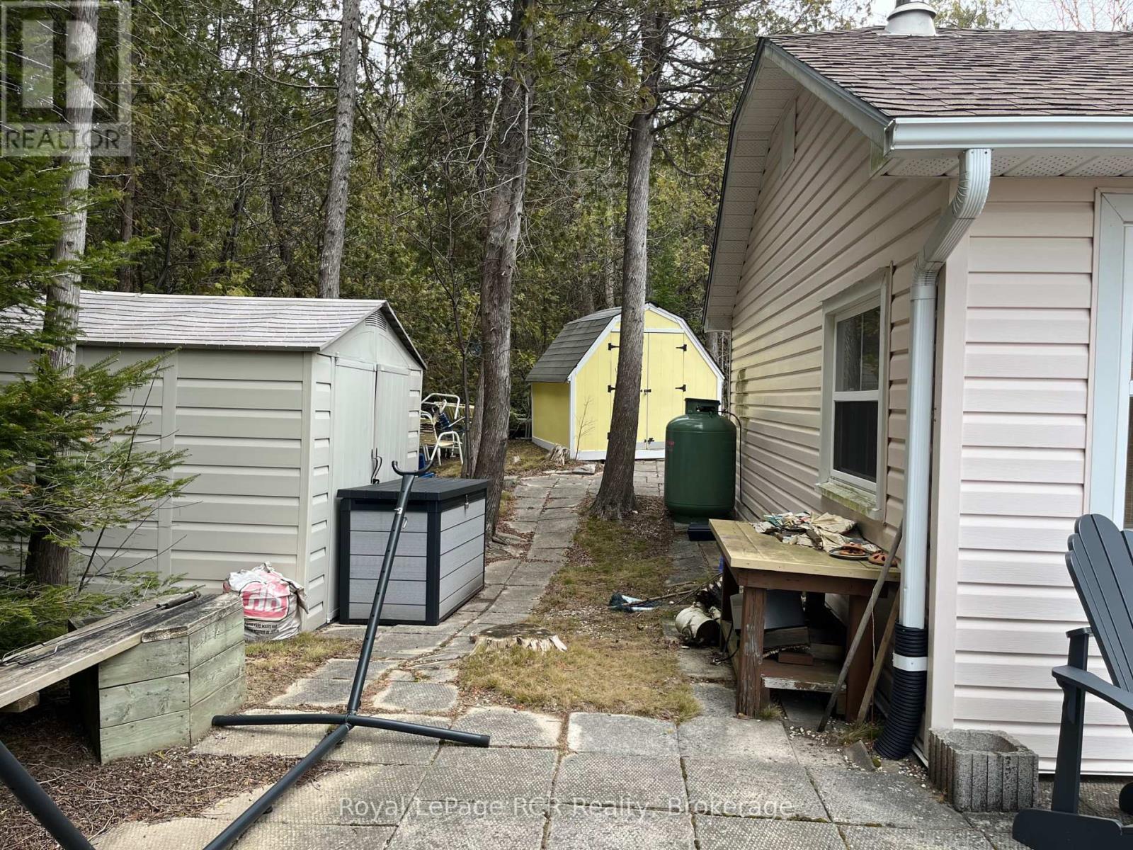 












1371 2ND AVENUE S

,
Native Leased Lands,




Ontario
N0H2L0

