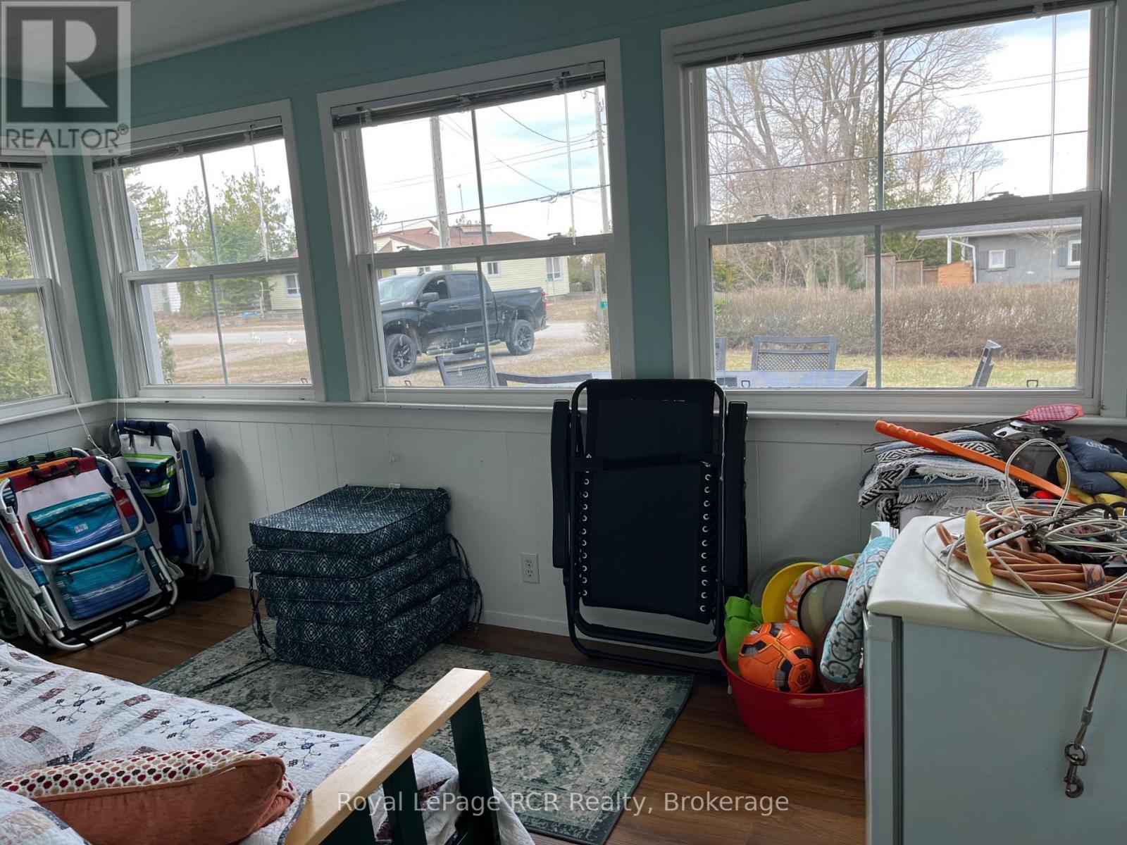 












1371 2ND AVENUE S

,
Native Leased Lands,




Ontario
N0H2L0

