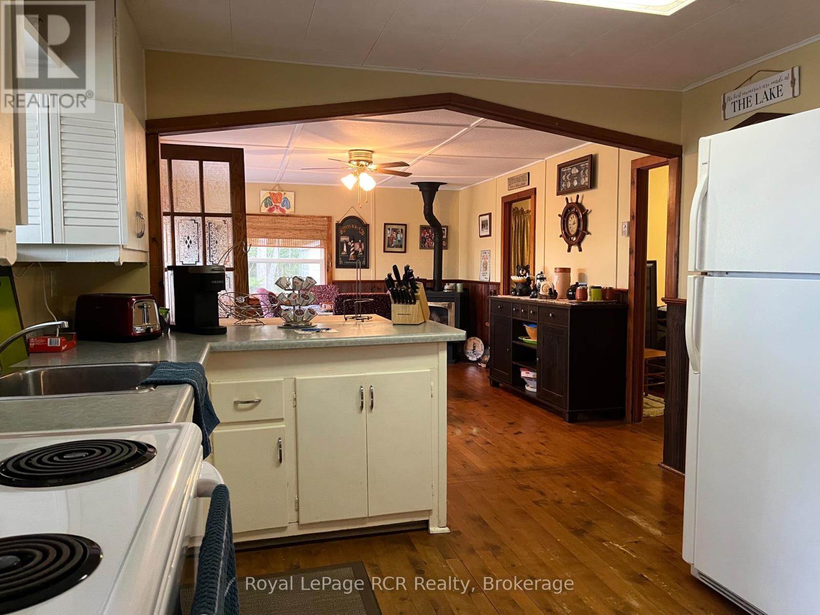












1371 2ND AVENUE S

,
Native Leased Lands,




Ontario
N0H2L0

