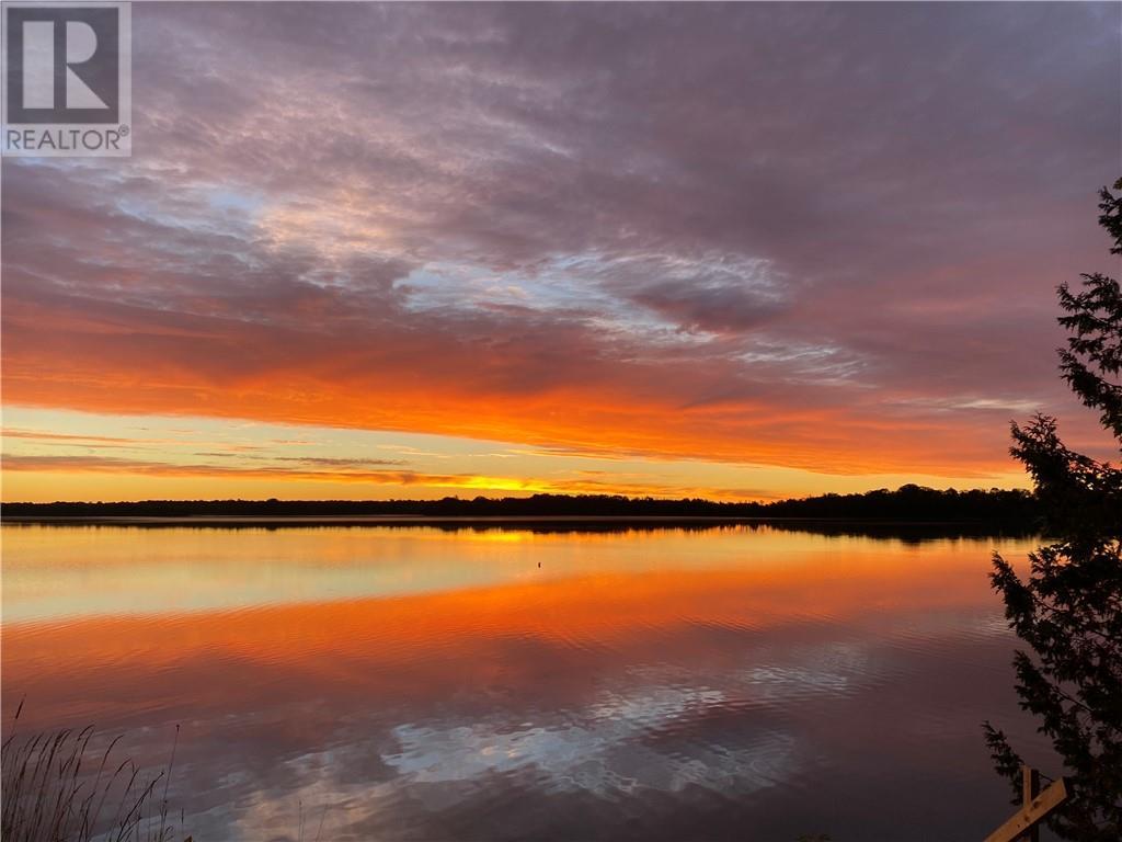 












Lot 36 Ice Lake Drive

,
Gore Bay, Manitoulin Island,







Ontario
P0P1H0

