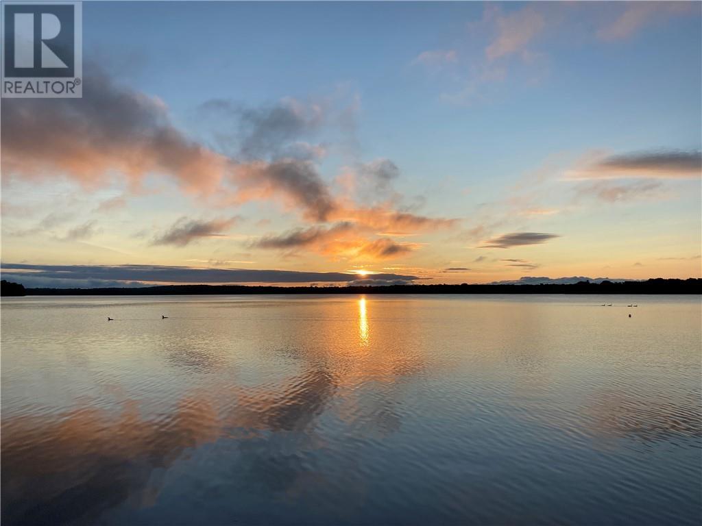 












Lot 36 Ice Lake Drive

,
Gore Bay, Manitoulin Island,







Ontario
P0P1H0

