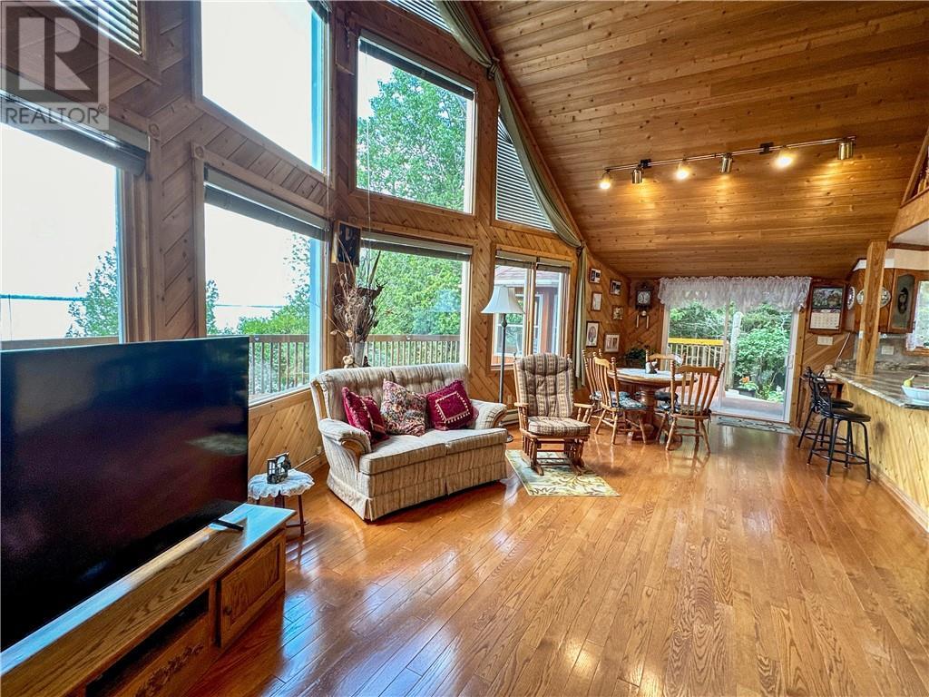 












595 Lakeshore Road

,
Tehkummah, Manitoulin Island,




Ontario
P0P2C0

