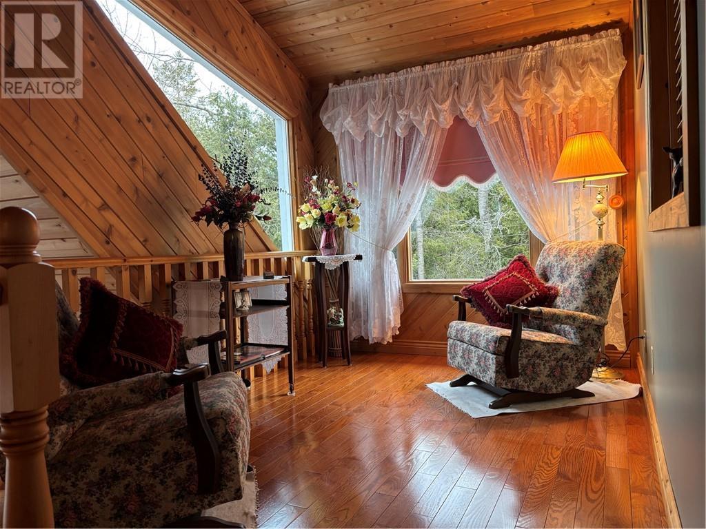 












595 Lakeshore Road

,
Tehkummah, Manitoulin Island,




Ontario
P0P2C0

