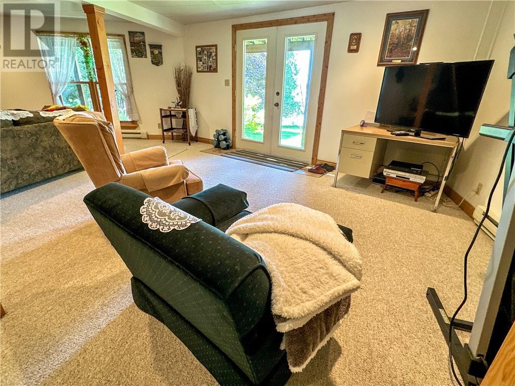 












595 Lakeshore Road

,
Tehkummah, Manitoulin Island,




Ontario
P0P2C0

