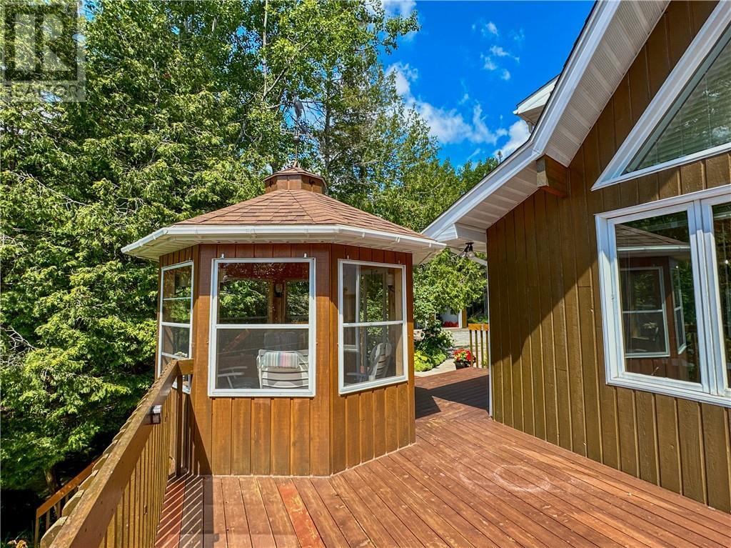 












595 Lakeshore Road

,
Tehkummah, Manitoulin Island,




Ontario
P0P2C0

