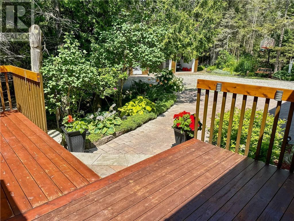 












595 Lakeshore Road

,
Tehkummah, Manitoulin Island,




Ontario
P0P2C0

