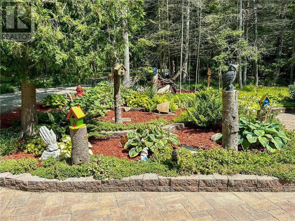 












595 Lakeshore Road

,
Tehkummah, Manitoulin Island,




Ontario
P0P2C0

