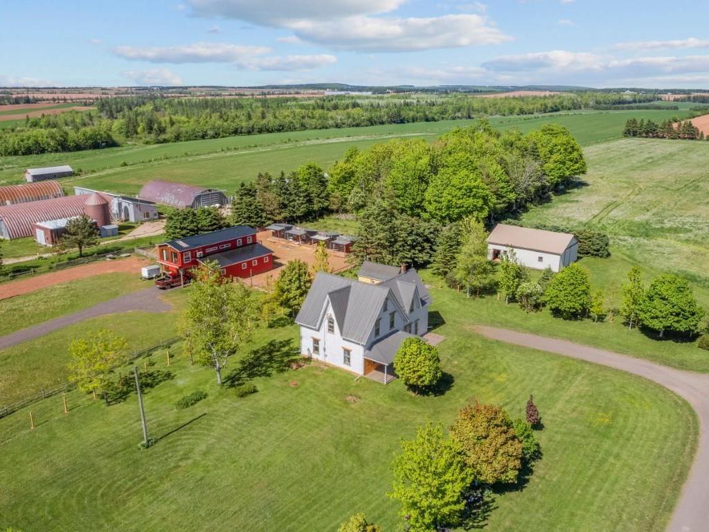 












472 Route 20

,
Kensington,




PE
C0B 1M0

