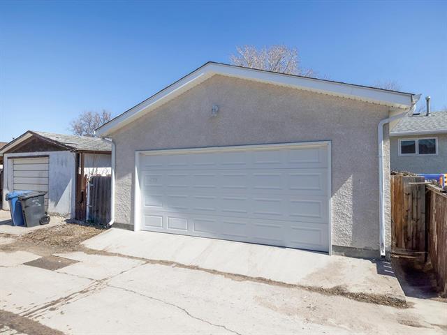 









298


Mandalay

DR,
Winnipeg,




MB
R2P 1C5

