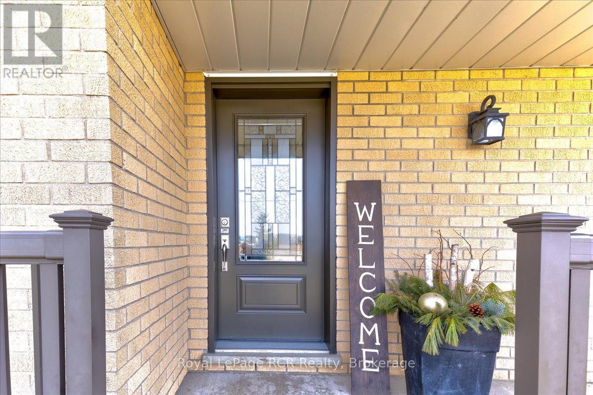 












8008 WELLINGTON ROAD 7 ROAD

,
Mapleton,




Ontario
N0G2K0

