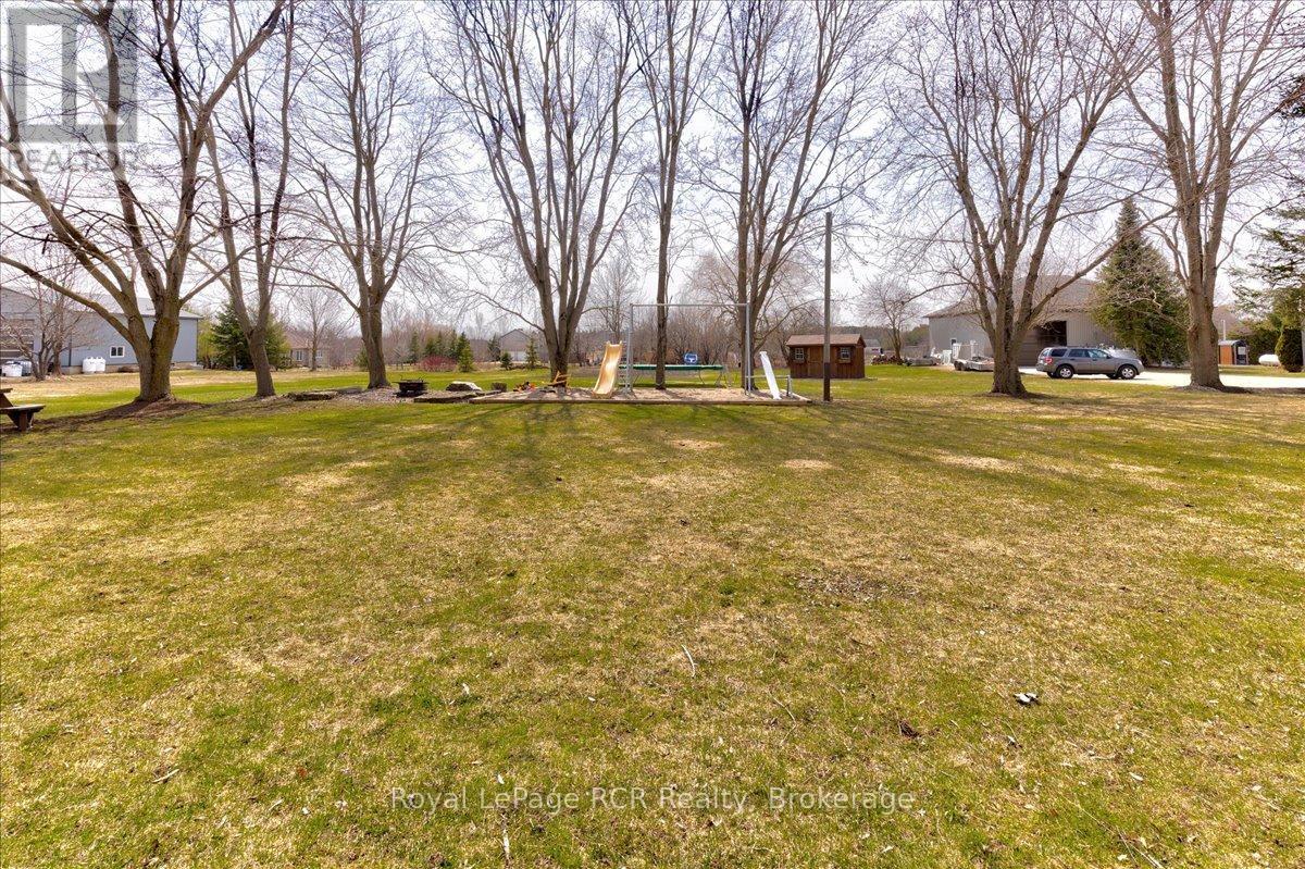 












8008 WELLINGTON ROAD 7 ROAD

,
Mapleton,




Ontario
N0G2K0

