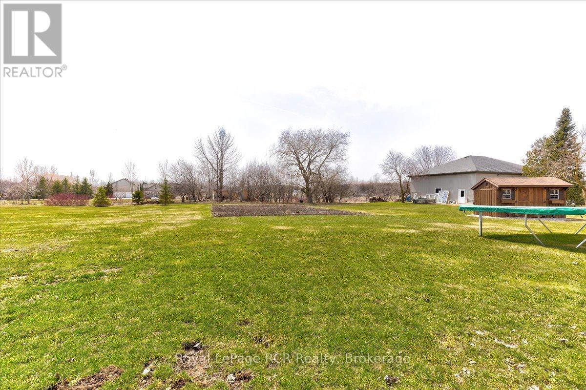 












8008 WELLINGTON ROAD 7 ROAD

,
Mapleton,




Ontario
N0G2K0

