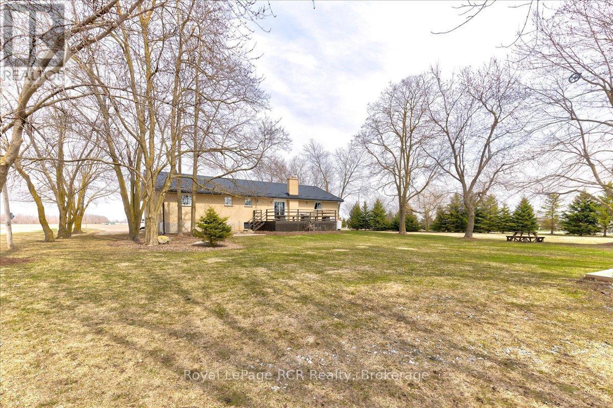 












8008 WELLINGTON ROAD 7 ROAD

,
Mapleton,




Ontario
N0G2K0

