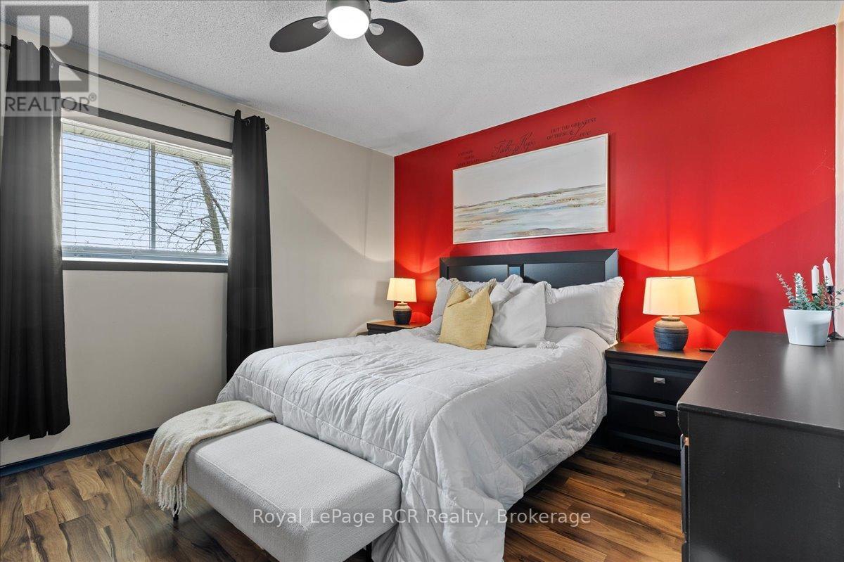 












8008 WELLINGTON ROAD 7 ROAD

,
Mapleton,




Ontario
N0G2K0

