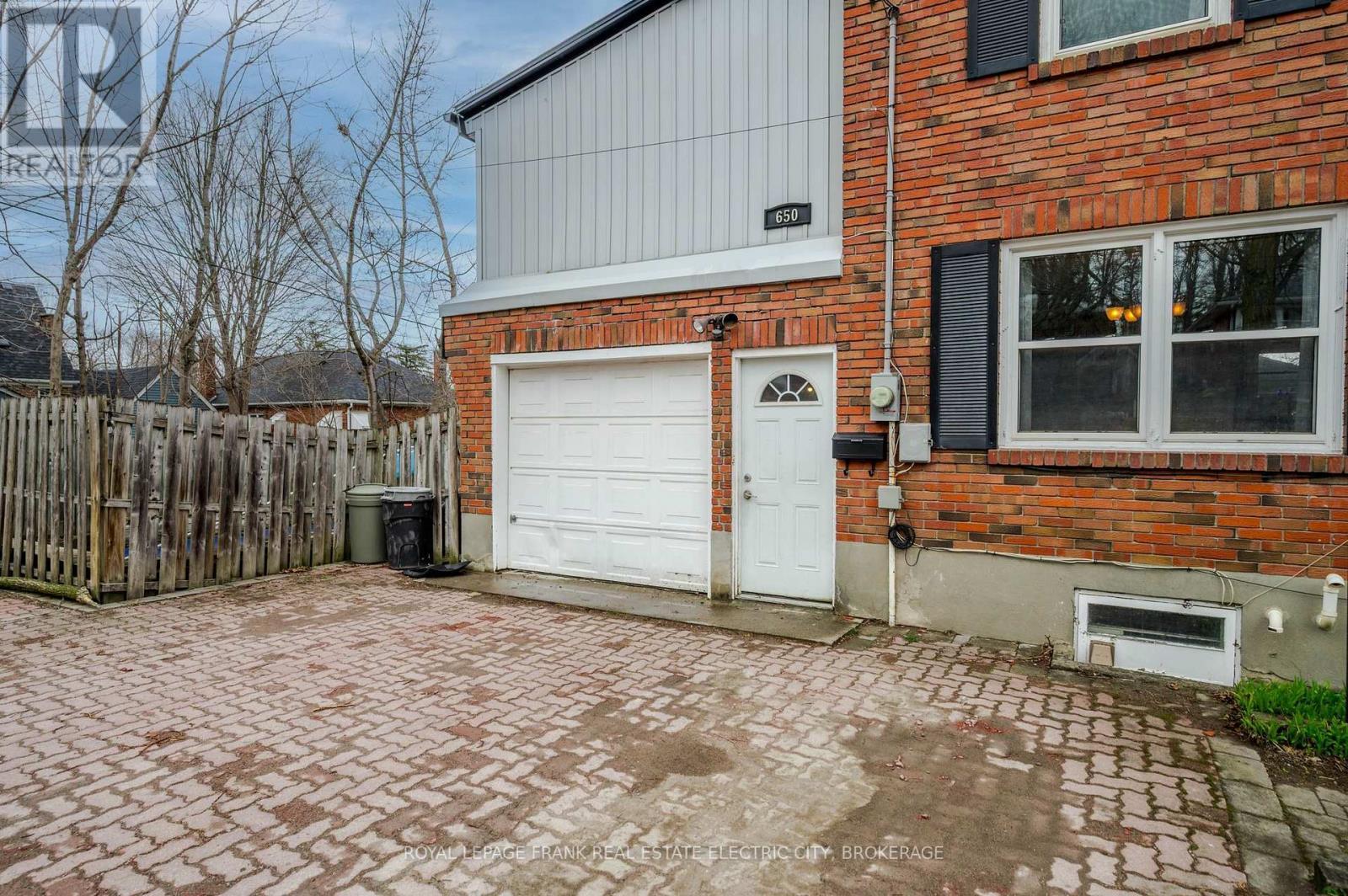 












650 SHERBROOKE STREET

,
Peterborough Central (Old West End),




Ontario
K9J2P6

