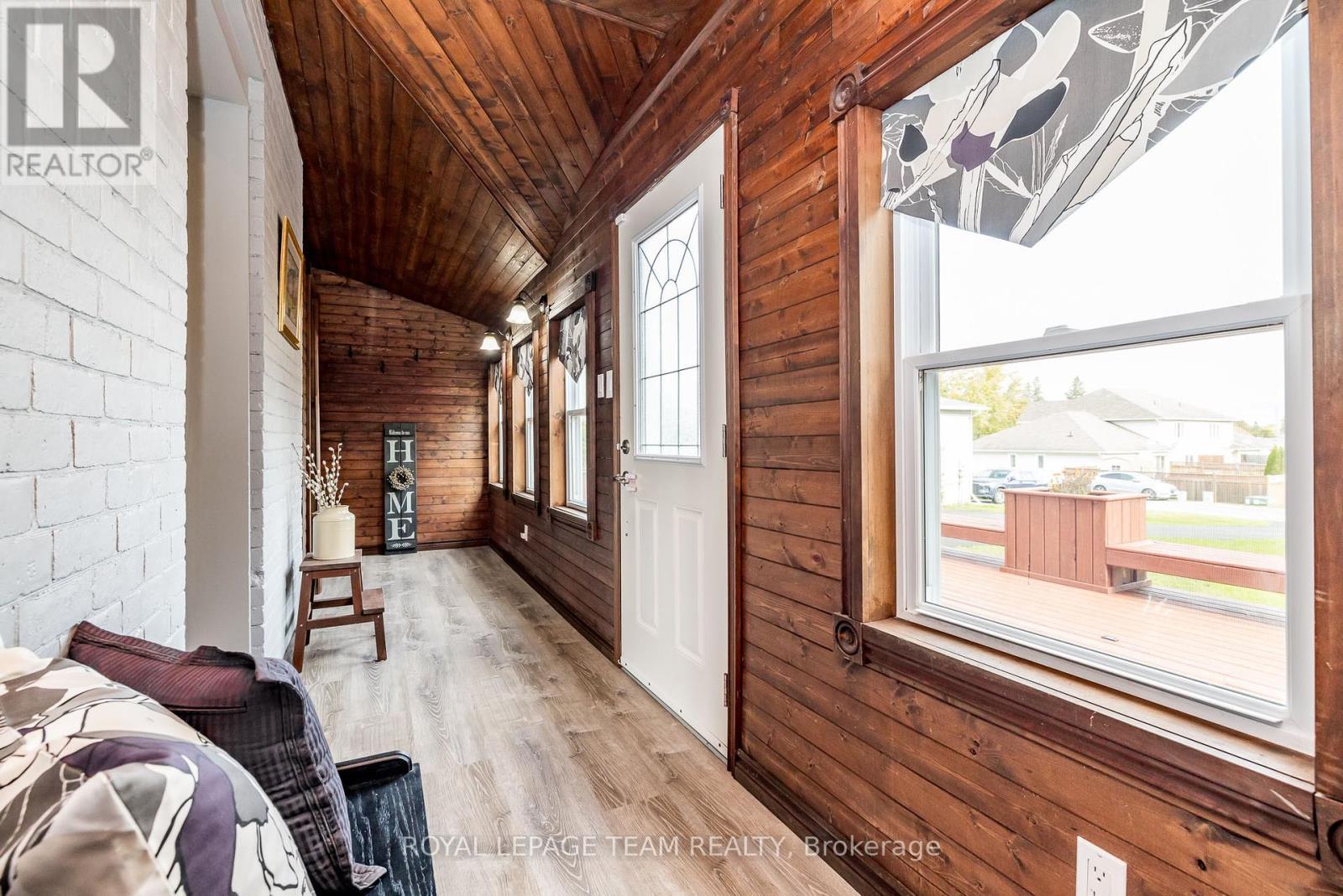 












294 DUMBRILLE STREET

,
North Grenville,




Ontario
K0G1J0

