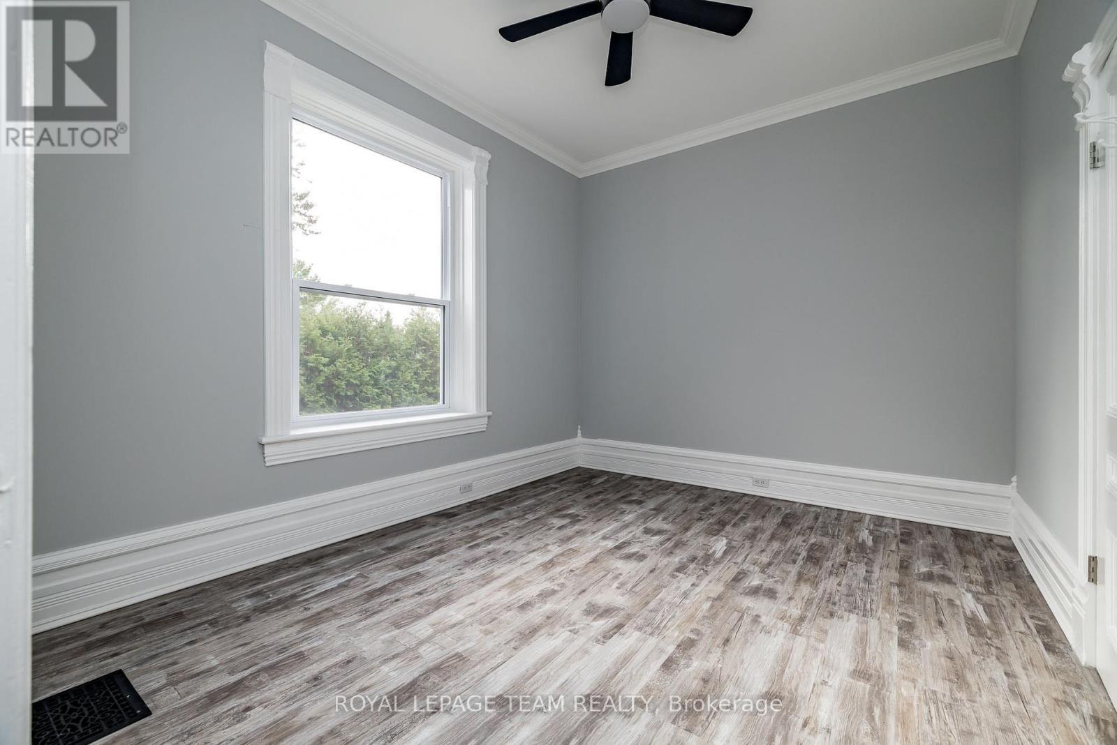 












294 DUMBRILLE STREET

,
North Grenville,




Ontario
K0G1J0

